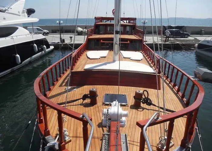 Monastery 1 Complex First Line Отель Свети-Влас